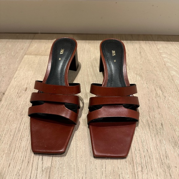 Zara Leather Heeled Sandals - Picture 2 of 4